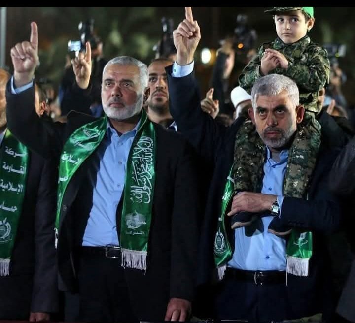 umme_ramirah216's tweet photo. Gaza’s victory isn’t just in the battlefield—it’s in the hearts and minds of its people.  #VictoryofGaza 
#LetsRebuildGaza https://t.co/XLcvGjgpK2