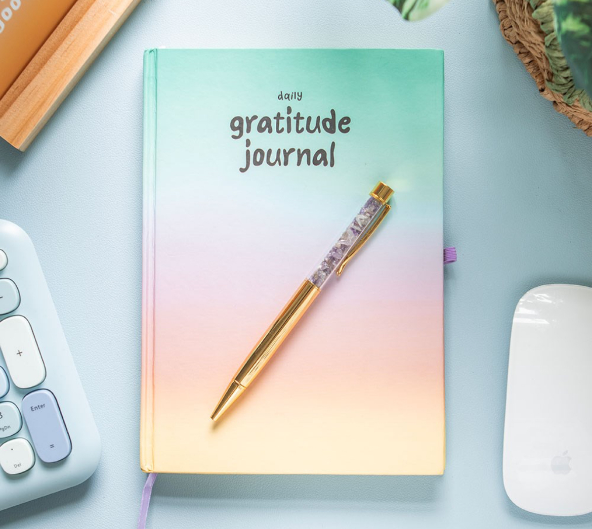 staceyM2107's tweet photo. Uncover the transformative power of self! 
Check out all our manifestations and self love collections https://t.co/NgOL3cXNEu