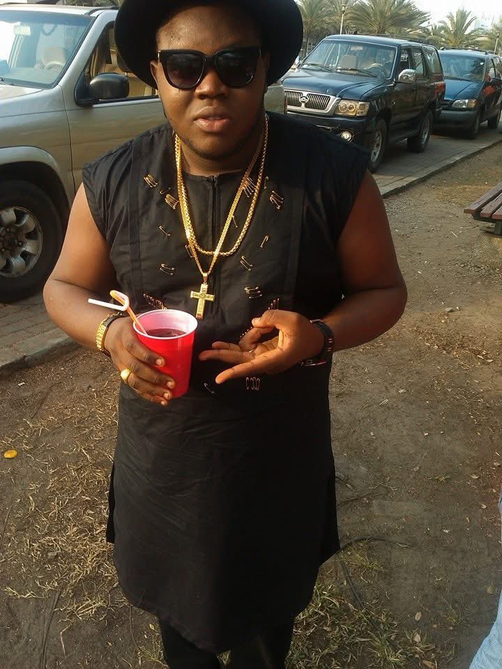 OluwaLargess's tweet photo. Am too blessed to be stressed,so am giving out some love cuz am getting it in excess now that you go respect
#sharemyeasings
#epicthrowback https://t.co/qCSxJn1uZJ