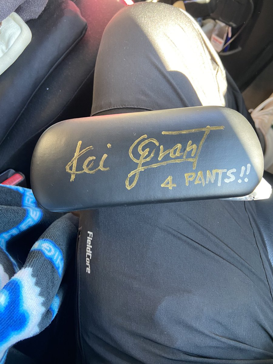 ケイさん、ありがとうございました🙏
ナカタヤ屋さんのスペシャルは最高です🎂
 #低音レディオ