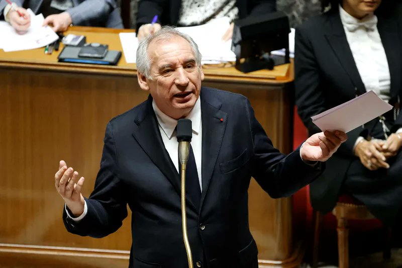 Escape-X FR (@helloquittex) on Twitter photo Cher François <a href="/bayrou/">François Bayrou</a> 👋, lors de votre discours de politique générale à l'<a href="/AssembleeNat/">Assemblée nationale</a> , vous qualifiiez @ElonMusk de figure du "Nouveau Désordre Mondial"...
Alors pourquoi avoir choisi @starlink pour équiper #Mayotte 🤔?
Pour <a href="/X/">X</a> aussi, il existe des alternatives ... Cher François <a href="/bayrou/">François Bayrou</a> 👋, lors de votre discours de politique générale à l'<a href="/AssembleeNat/">Assemblée nationale</a> , vous qualifiiez @ElonMusk de figure du "Nouveau Désordre Mondial"...
Alors pourquoi avoir choisi @starlink pour équiper #Mayotte 🤔?
Pour <a href="/X/">X</a> aussi, il existe des alternatives ...