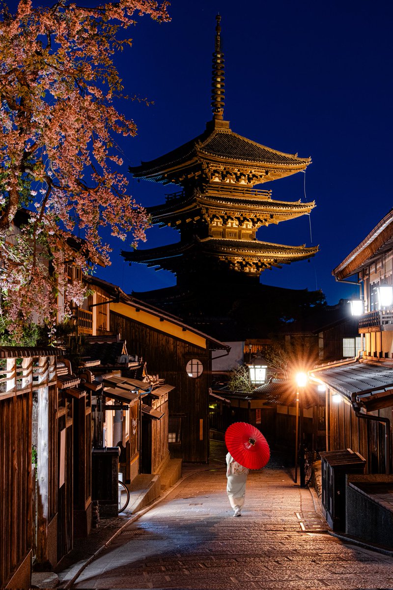 "As Love Fleets"
Shot in Kyoto - 2023