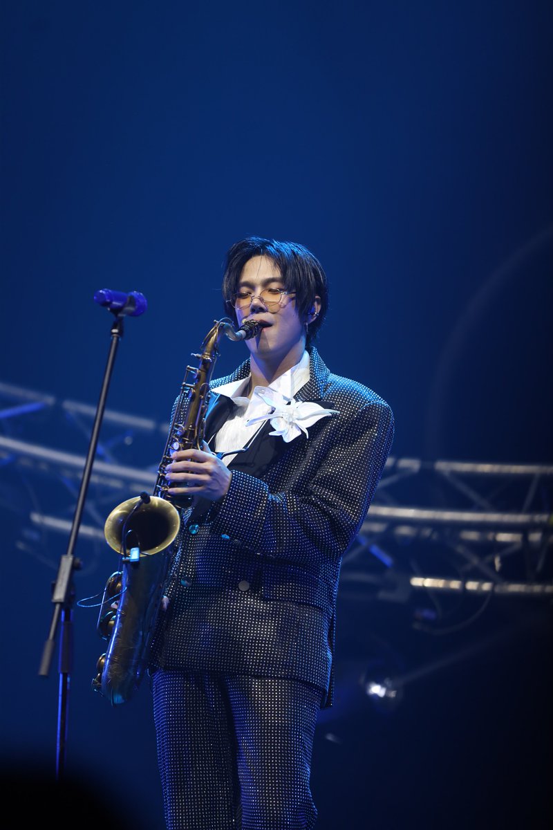 รอฟังเสียงแซกอันไพเราะนะค้าบ 🎷🎷

BUILD FANMEETING IN MADRID
#HolaBUILDinMadrid