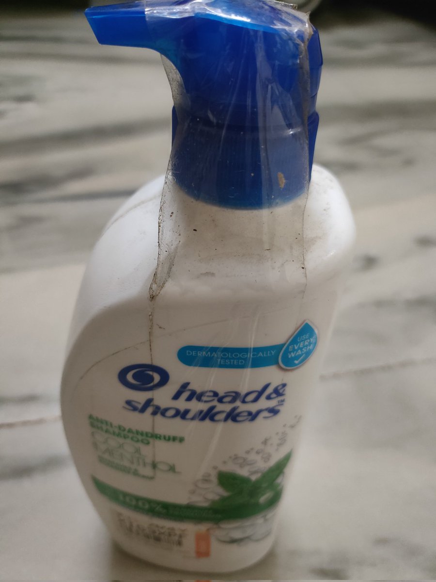 findiagno's tweet image. "Dear @Flipkart, your '9-minute Quick Commerce' just dumped a 2.5-year-old product on me. Loyal customers deserve better, not outdated stock from your warehouses. This is unacceptable! Shoppers, stay cautious! #FlipkartFail #CustomerAlert"