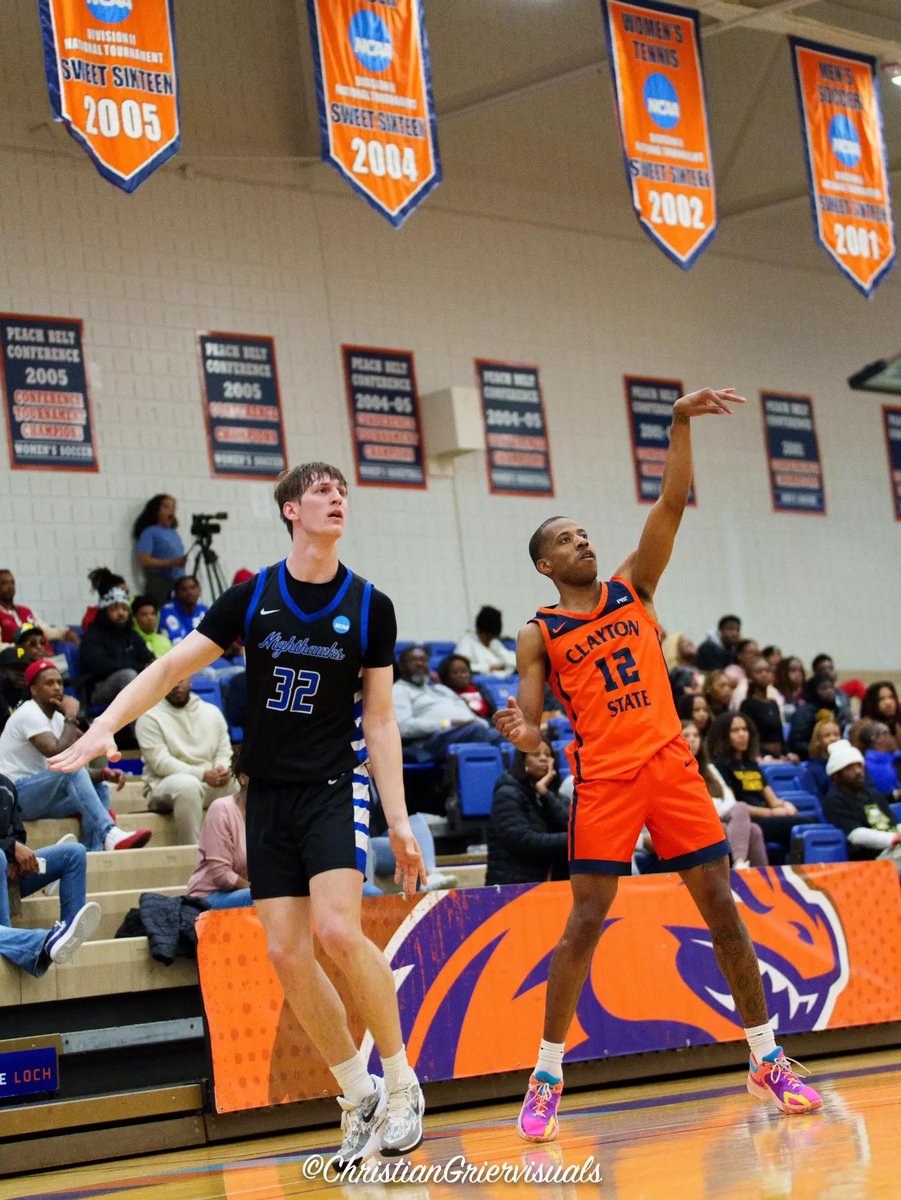 #AGTG Beyond blessed to receive my fist offer from Clayton State University #Golakers🧡💙  @ClaytonStateMBB