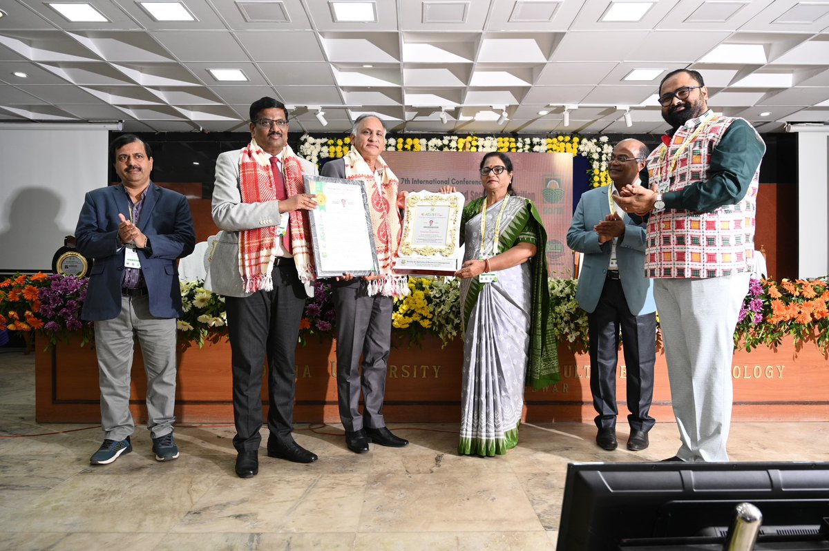 Thrilled to share that Dr. Agrawal's achievement of receiving the Distinguished Scientist Award at the 7th International Conference on Agriculture for Food Security and Nutrition (OUAT, Bhubaneswar) has been featured in the local newspaper! ProudMoment <a href="/ICARDA/">ICARDA</a> <a href="/ShivKAgrawal/">Shiv Agrawal</a>