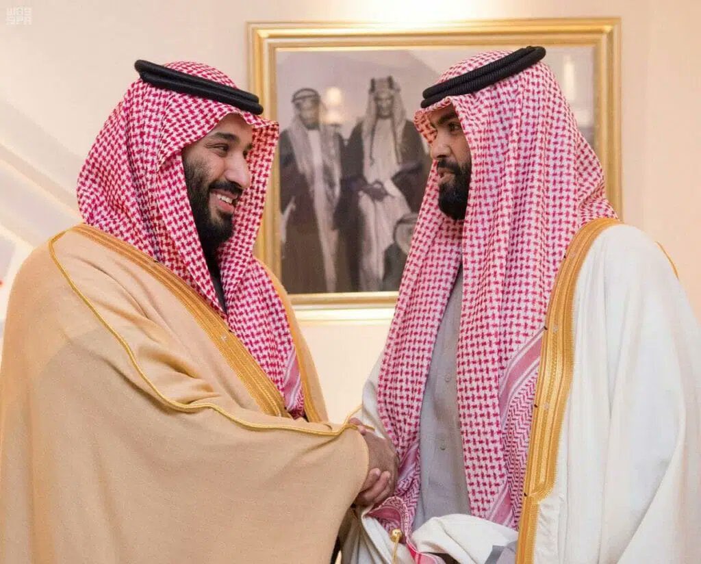 alshaykh502's tweet photo. ولي عهد المملكه .. عرّاب  رؤيتنا  العظيم
       وسلطان سلطان الفخر والحرّ زيزوم الخطر

عناقهم .. غاض العدا والمجد فيهم يستقيم
     دليل حـبّ وودّ :. بين المملكه .. واهل #قطر
#ولي_العهد_الأمير_محمد_بن_سلمان 
#الشيخ_سلطان_بن_سحيم 
#الشيخة_منى_بنت_جاسم_الدوسري 
#الدواسر 
#بني_تميم https://t.co/hcblneFrAr