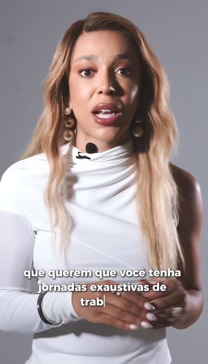 AGORA: Vídeo da deputada Erika Hilton desmentindo fake news sobre taxação do pix e defendendo menores jornadas de trabalho, atinge 5 milhões de visualizações no Instagram em uma hora.