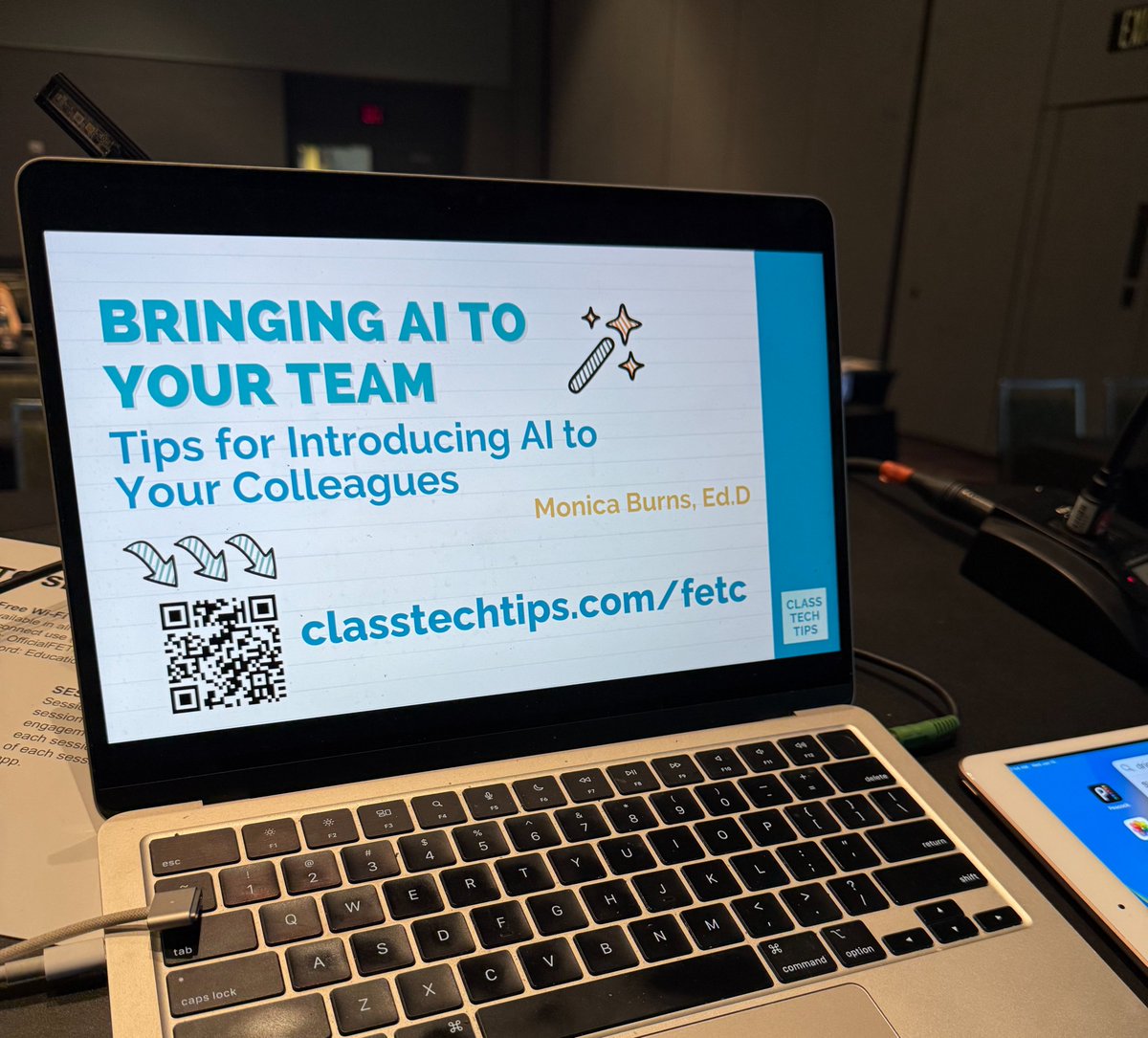 ClassTechTips's tweet image. One of the new sessions I led at the #FETC2025 Conference this week was on "Bringing AI to Your Team: Tips for Introducing AI to Your Colleagues."
💫 In this workshop, I shared lots of things I've learned from working with thousands of educators over the past two years.