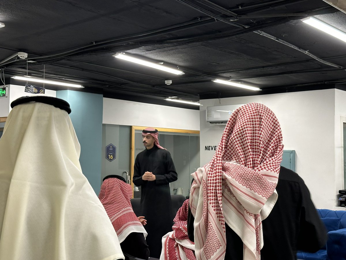 نادي شرع القانوني tweet media