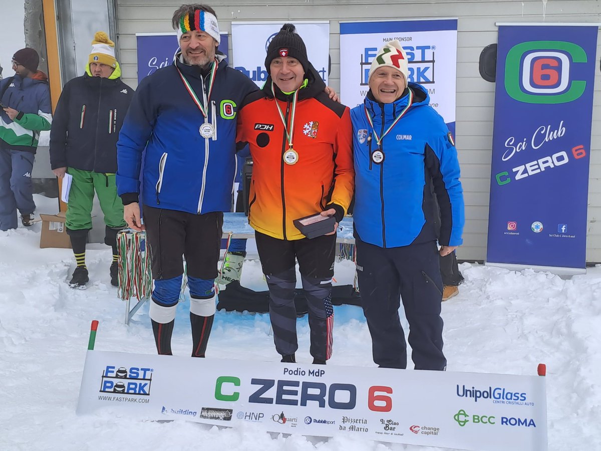 SciClubCAI_Roma's tweet image. Miglioriamo 🤩 ..... stavolta 2 #podi 🥉e in #CoppaItalia 💪 #bravissimi tutti i nostri #Master 👏👏 @FISICLS