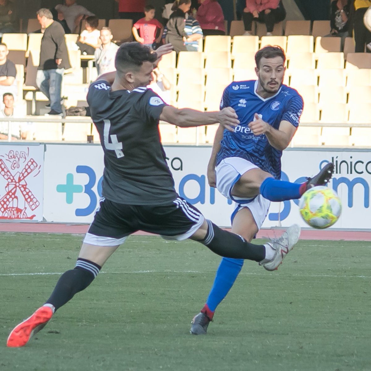 El pasado Domingo, Jacobo (<a href="/7Jacobo/">Jacobo</a>) disputó su partido oficial número 100 con la camiseta del <a href="/XerezDFC/">XEREZ DEPORTIVO</a>.

Es el jugador número 12 que llega a esta cifra.