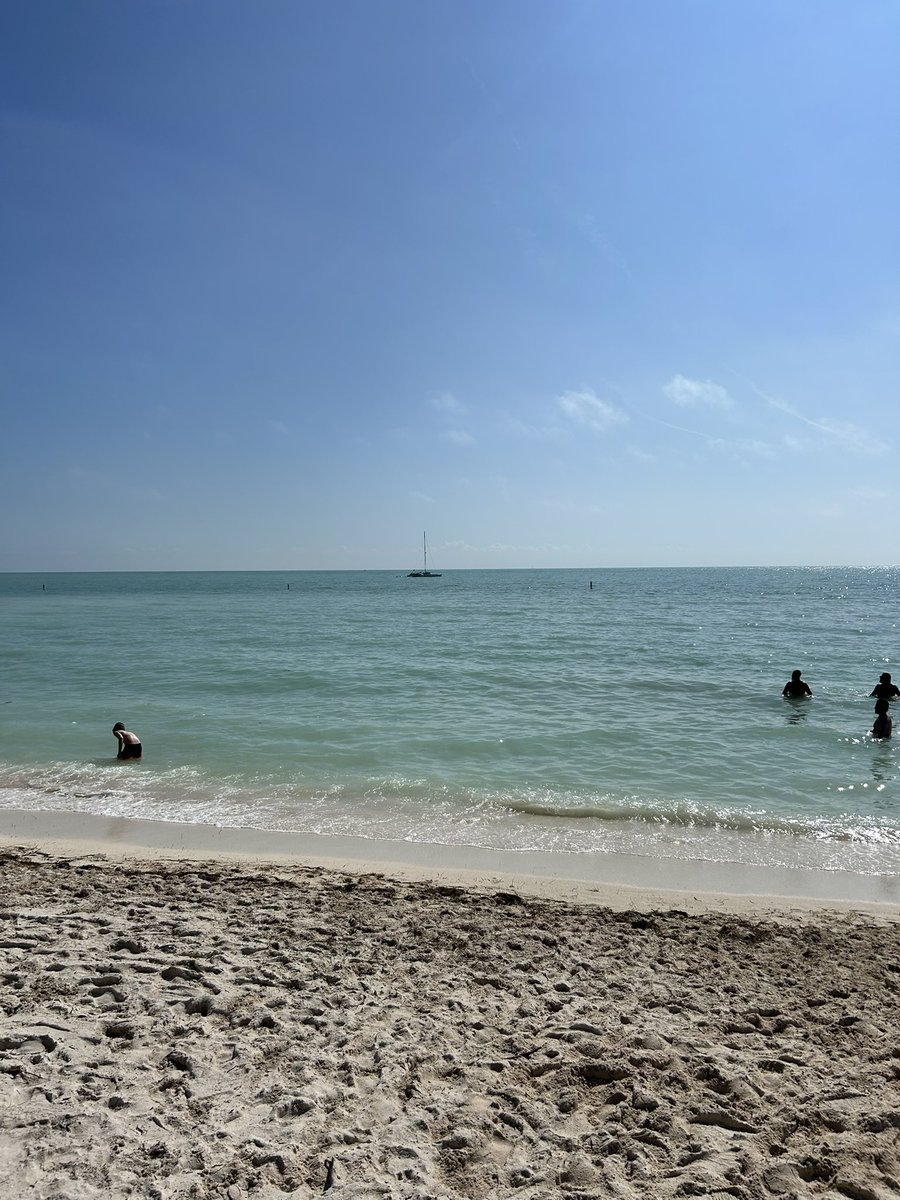 Great beach day in <a href="/MarathonFlorida/">Marathon, FL Keys</a> !