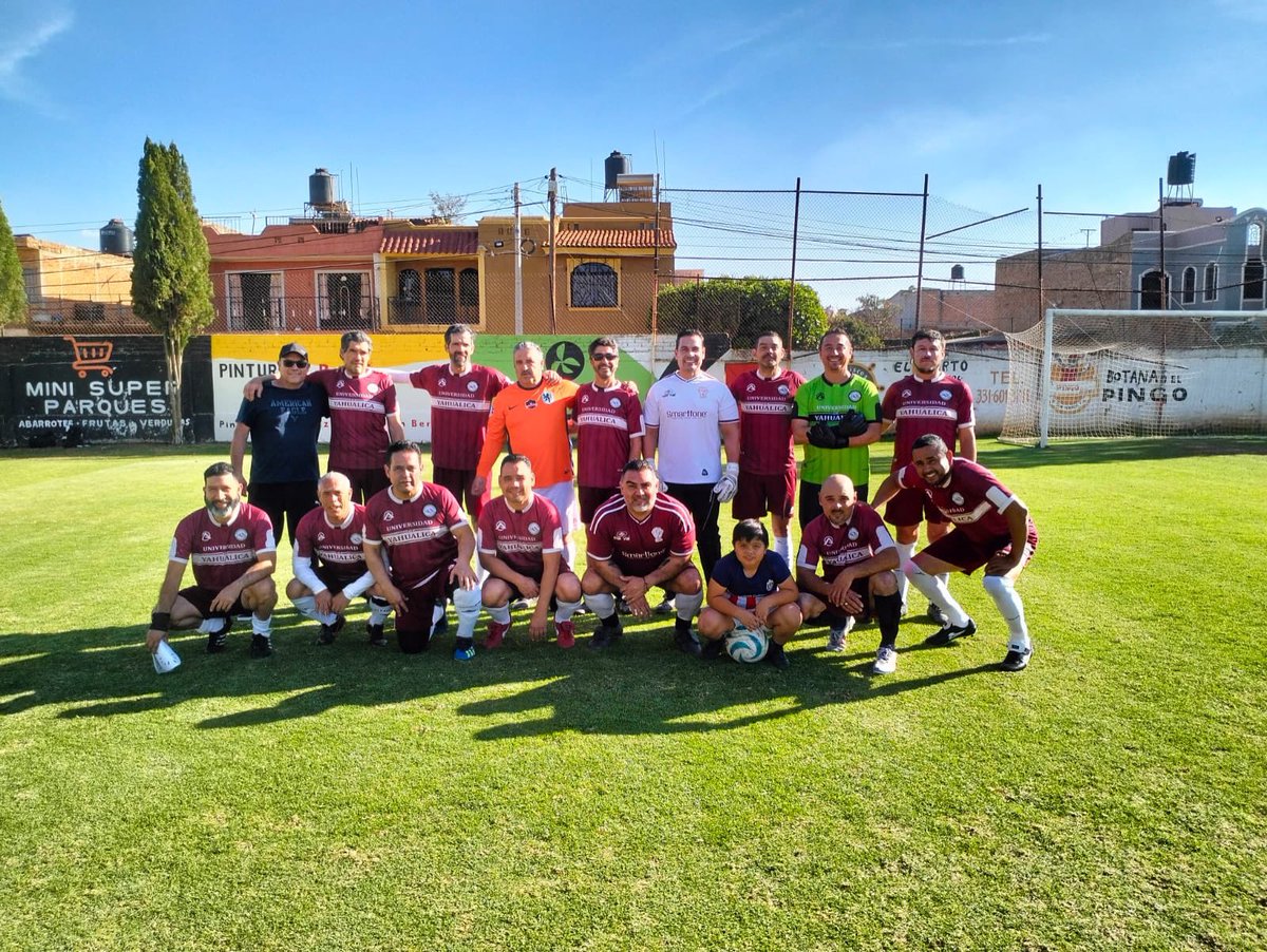 EliasIniguezM's tweet photo. Partidazo contra san Ignacio cerro gordo !!! Por fin volví a jugar fut 🙏🏻👊🏻💪🏻 https://t.co/NUjmfAACSM