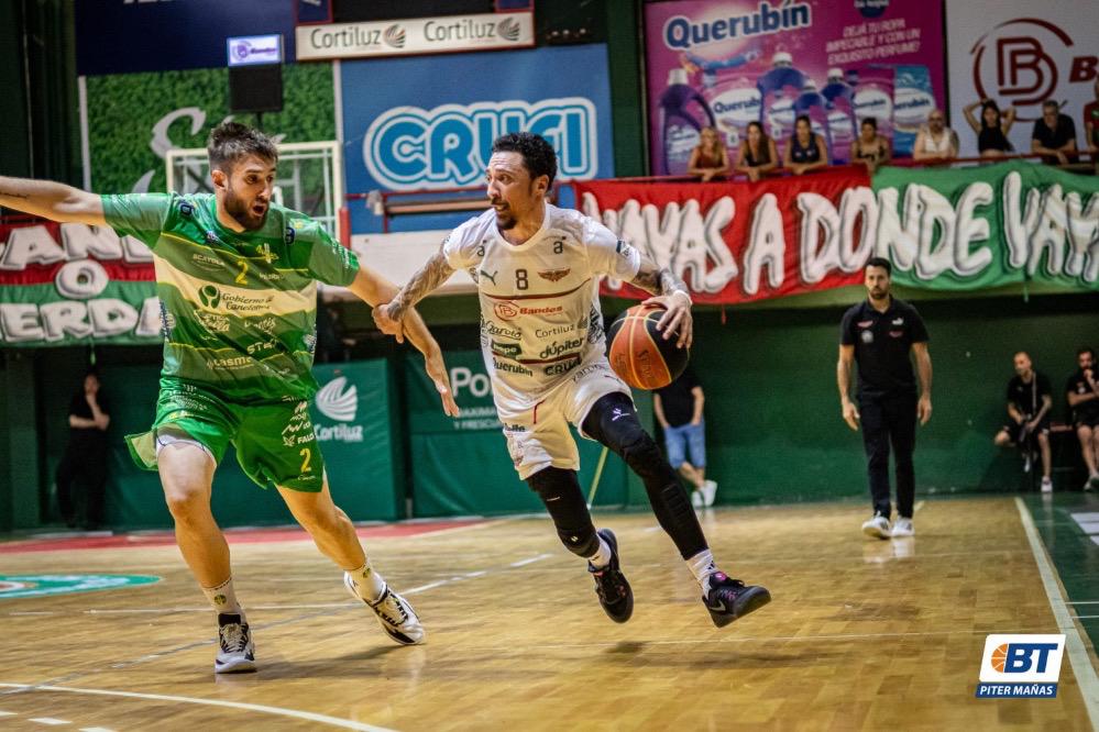 Basquet Total (@basquettotal) on Twitter photo #LUBxBT | "ES UN PLACER JUGAR EN UN PAÍS COMO URUGUAY"
Tras el triunfo de Aguada sobre Urupan hablamos con Donald Sims, que fue clave para ganarlo y también nos comentó sobre otros aspectos de la liga.
📝 <a href="/felipequirici_/">Felipe Quirici</a>
👉 wp.me/p6K7W2-WbF #LUBxBT | "ES UN PLACER JUGAR EN UN PAÍS COMO URUGUAY"
Tras el triunfo de Aguada sobre Urupan hablamos con Donald Sims, que fue clave para ganarlo y también nos comentó sobre otros aspectos de la liga.
📝 <a href="/felipequirici_/">Felipe Quirici</a>
👉 wp.me/p6K7W2-WbF