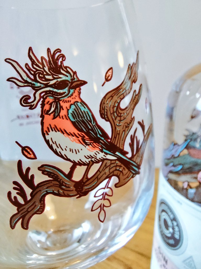 Gm with a thing I did. Gin bottle design and limited edition glasses! 🍹