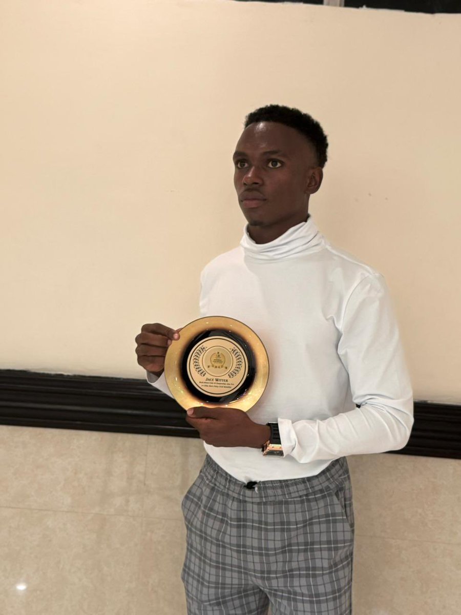 tkmsingh's tweet photo. @DahliaHarris @fiahkris @nariws001 Shining Star 🌟 #JaceWitter straight Outta New Forest High - my heart melts seeing this ❤️❤️🇯🇲🇯🇲🇯🇲 https://t.co/Y7uTb75bhc