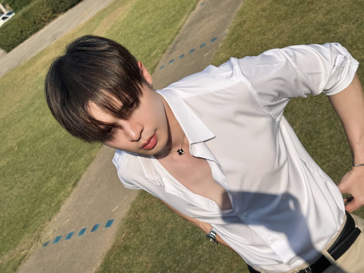 พรุ่งนี้มาหากันนะคนเก่ง ✨
#bbil1ypn #star1ight