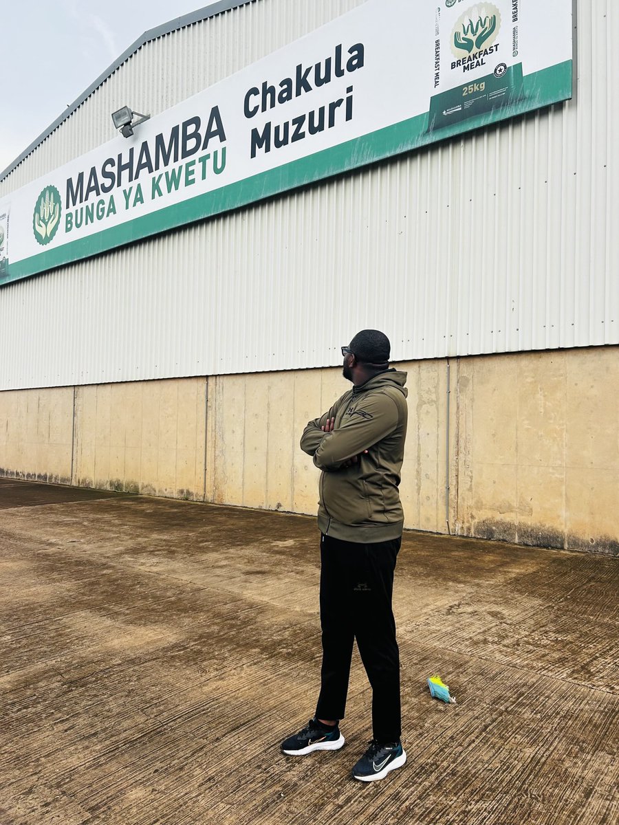 DanLunda10's tweet photo. #RDC #FARINE #MASHAMBA :
La farine locale représente bien plus qu’un simple ingrédient pour nos repas. Elle est le fruit du travail de nos agriculteurs, un symbole de notre identité culinaire et une ressource clé pour renforcer l’économie locale..@KatangaCynthia https://t.co/YdJdBMiOYH