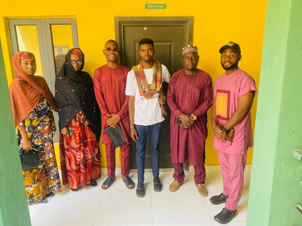 borderless_kano's tweet image. @borderless_kano team met with the Chairman of Student Affairs, @KanoStatePoly to discuss innovation, empowerment, and community growth! Exciting collaborations ahead! #BorderlessKano #KanoStatePoly #StudentAffairs&quot;