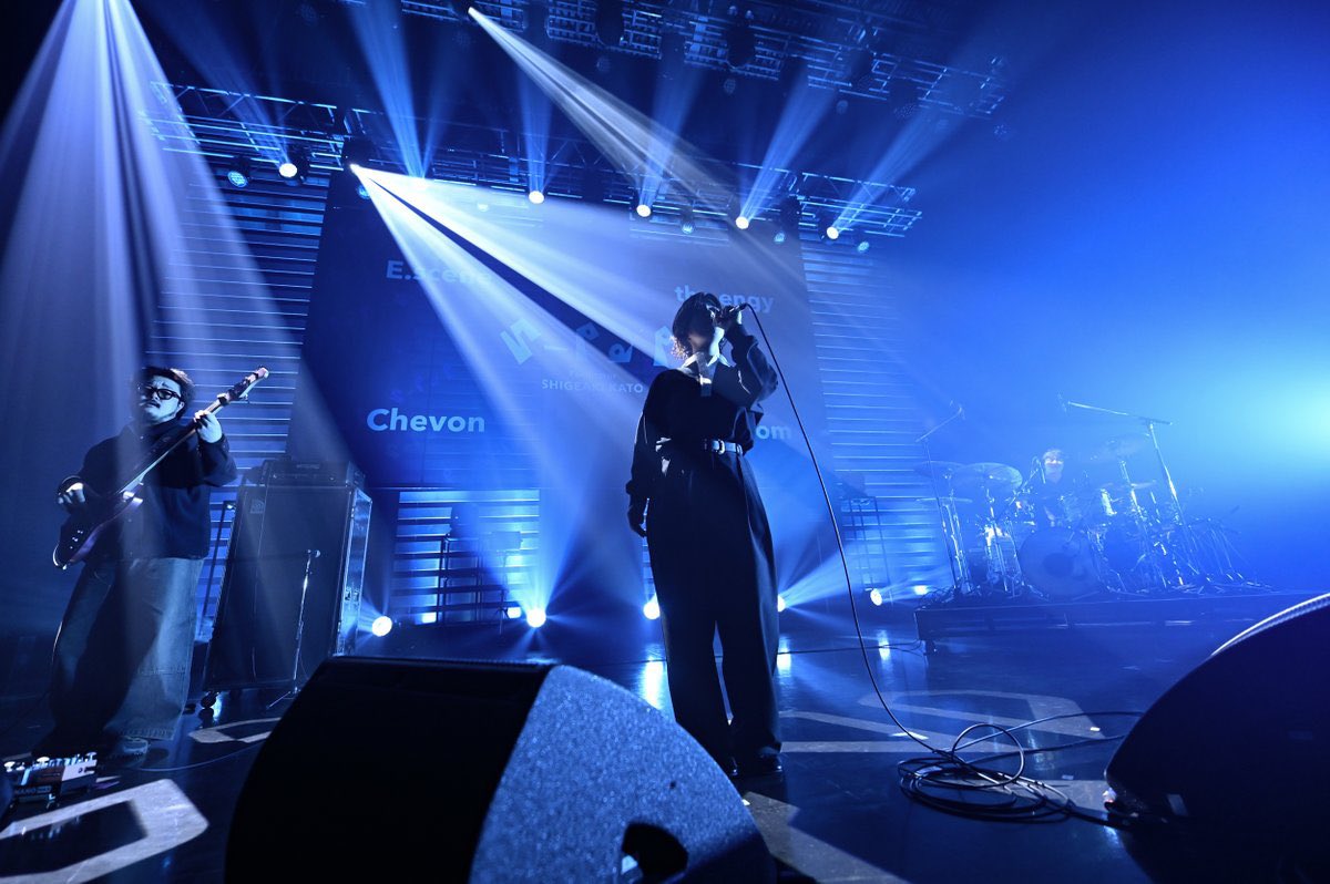 E_scene_'s tweet image. ＼ THANK YOU!! ／

「S-POP LIVE」@SPOPLIVE_pr 

2025.01.18（sat）
✧ Zepp Haneda (TOKYO)

1.いいじゃん
2.ghost note
3.Spotlight 
4.Petrichor 
5.After Color 
6.意識
7.I