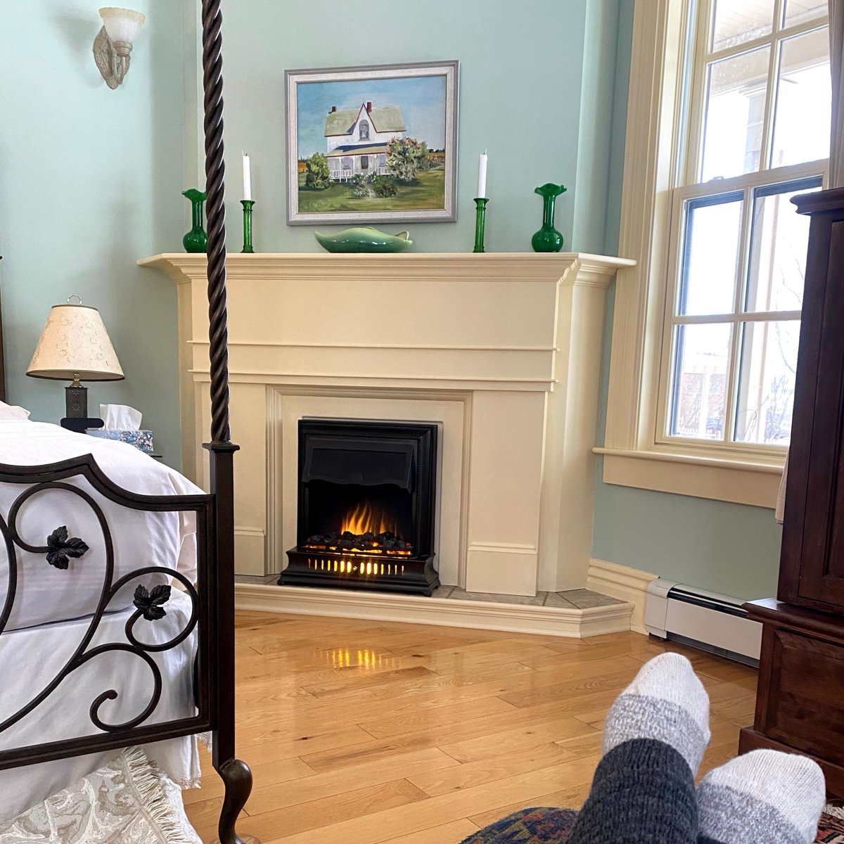 Experience snowy trails and brisk beach walks, then warm up beside a campfire or in a sauna with select accommodations this winter! ☃️

Learn more and discover which accommodation is best for your next winter getaway: cavendishbeachpei.com/winter-package…