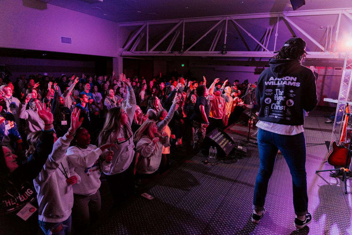 ryangloer's tweet photo. FCA Winter Blast 2025 is underway! Join us in prayer as 280+ college athletes from 48 different universities are gathered together to worship Jesus. May the aftershocks of this weekend be felt for generations. @TheFCATeam @CarolinasFCA #FCA #FCAwinterblast ❄️ https://t.co/7PrEGLMBtn