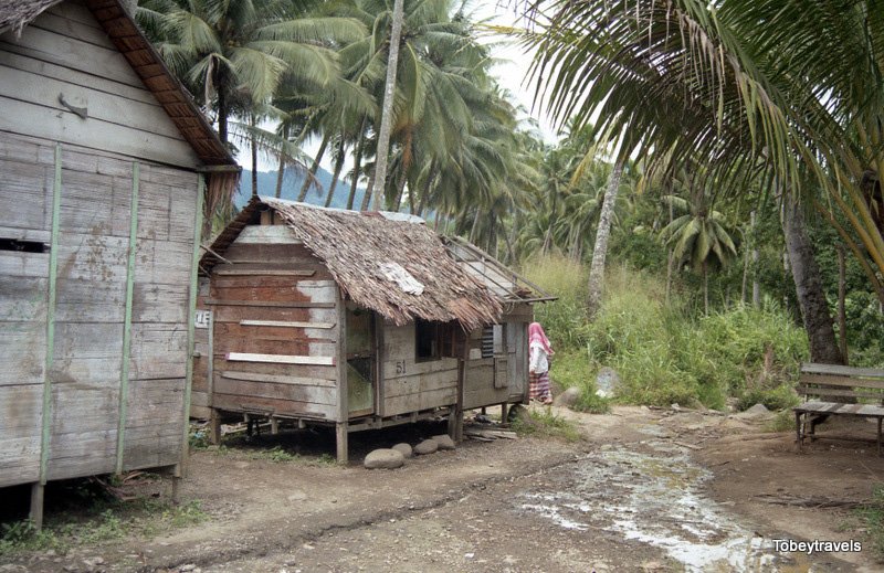 potolawas's tweet photo. Karonese Village, Toba Lake, North Sumatra, circa Sept 1998.
โข
๐ธ: Tobeytravels
โข
#potolawassumatra #tobalake https://t.co/W9EfIbN7yO
