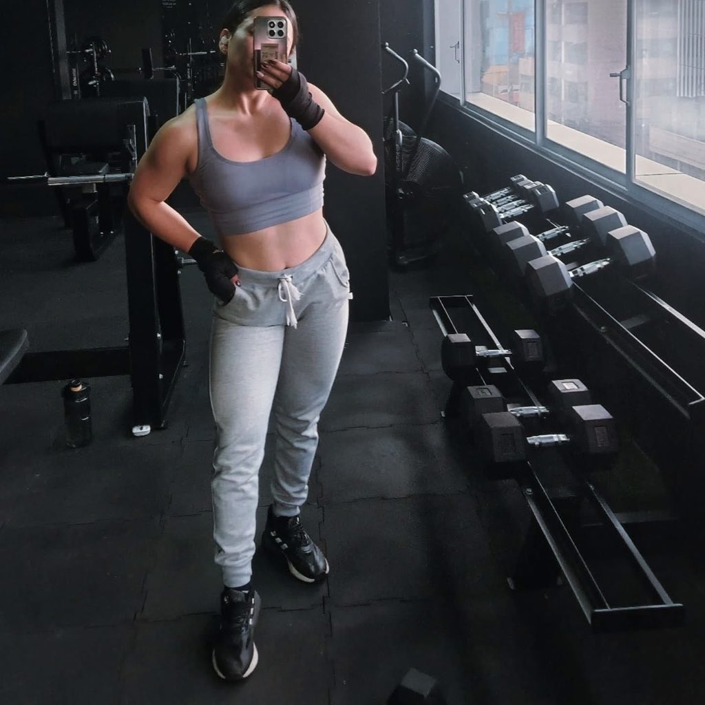 Los sábados también se entrenan 🏋🏻‍♀️💪🏼 alguna pareja para el día miércoles 😈#parejasw 🍆🍑 #ComunidadSwEc1 🔥💦
