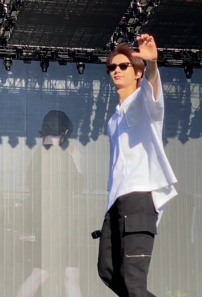 we missed you extra today in ph arena, junhui! ☹️🤍