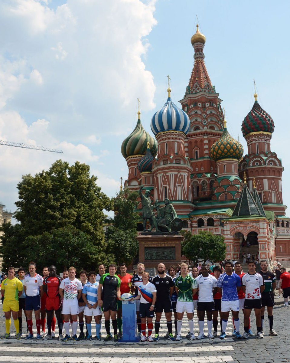 2013 год, Москва и лучшие «семёрочники» планеты 😍

Помните тройку призёров? 👀