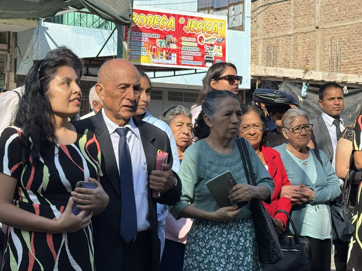 🌅 ¡Esta mañana comienza un día muy especial! 🎉 Celebramos la inauguración de la Iglesia Central La Esperanza 🙌✨. Un sueño hecho realidad para nuestra localidad💒❤️. ¡Demos gracias a Dios por esta bendición! 🙏 #NuevaIglesia #IglesiaLaEsperanza 🌟