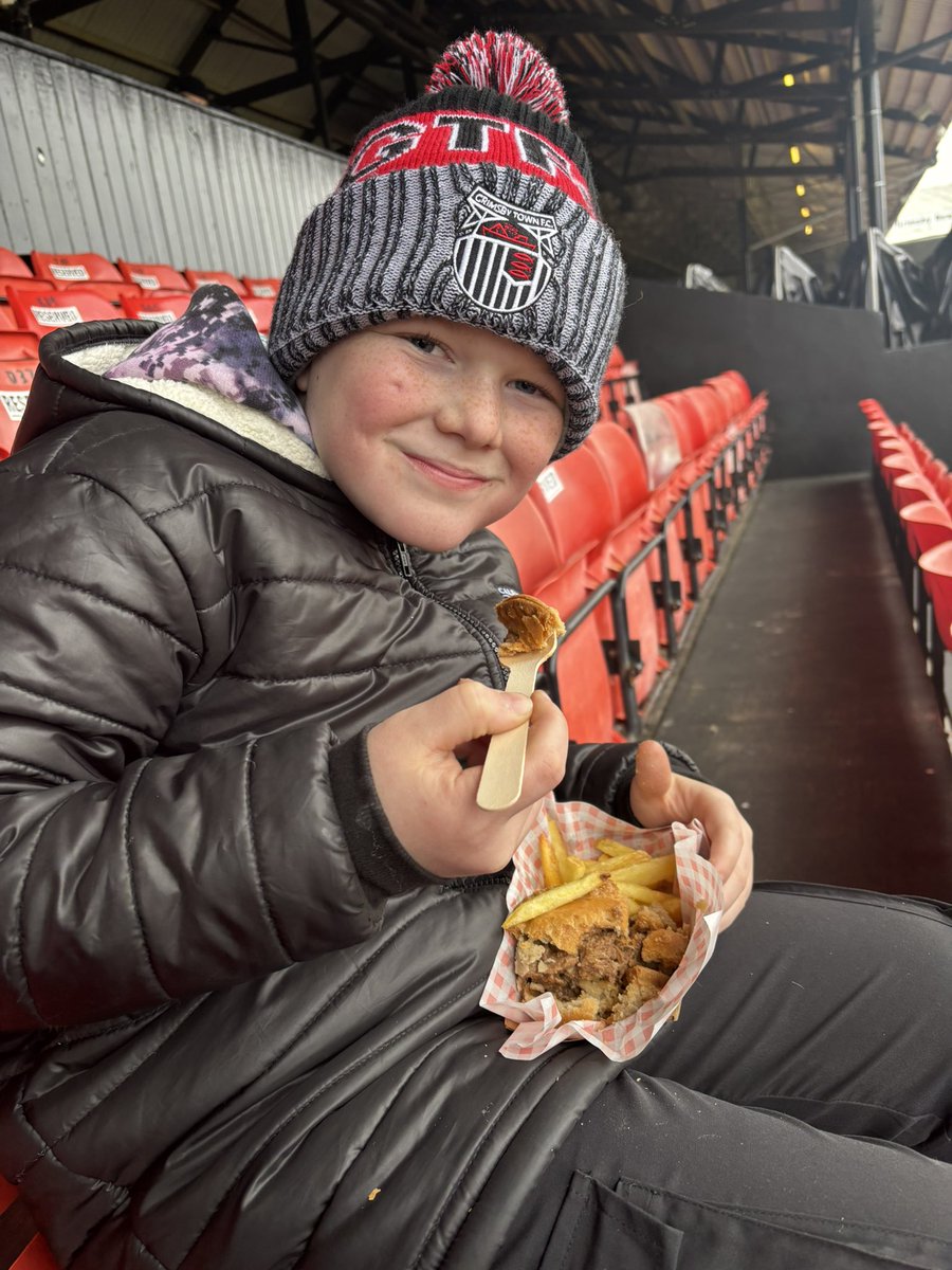 nikkirvn's tweet image. His favourite place to be on a Saturday afternoon eating steak pie and chips from his favourite food stall @CooksCooky @officialgtfc #gtfc #utm #ataw