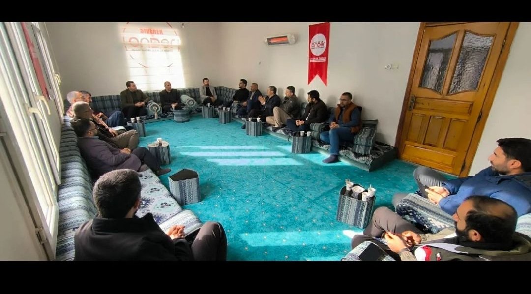 bilimder's tweet photo. Siverek ilçemizde gerçekleşen Önder Şanlıurfa ilçe başkanları toplantısına Birecik Önder olarak katılım sağladık https://t.co/p7vBMMZvAC