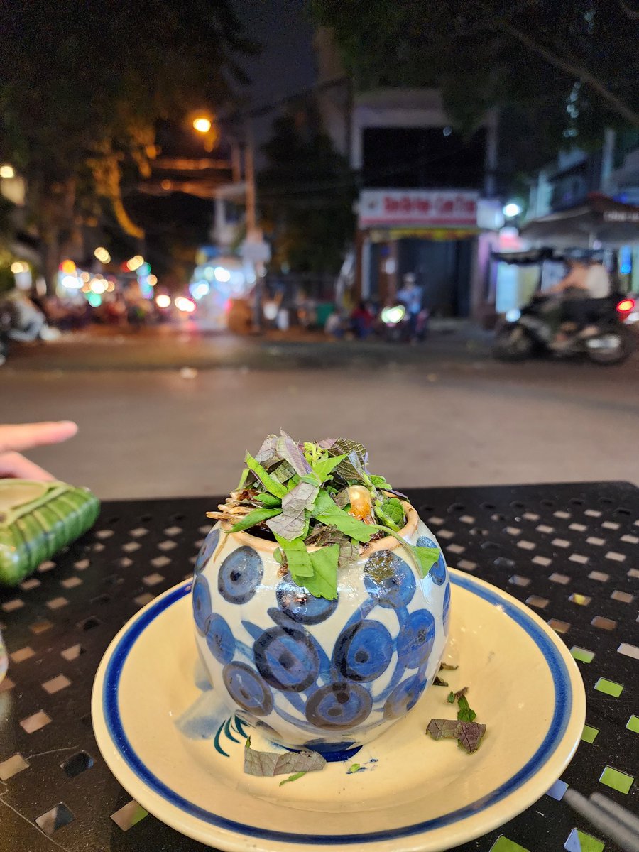 TabikoboV's tweet image. PHU YEN 省の料理がリーズナブルに楽しめる SZK RESTAURANT
日本人街のファンビッチャンにあるので接待とか日本からのお客さまにもおすすめです。
#ホーチミン #レストラン #マグロのほほ肉 #さつま揚げ #鶏肉