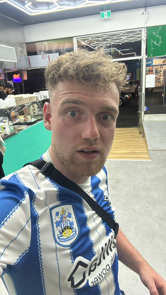 samuelteale's tweet image. I’ve stayed up in Aus and it’s so worth it. Up those terriers #htafc