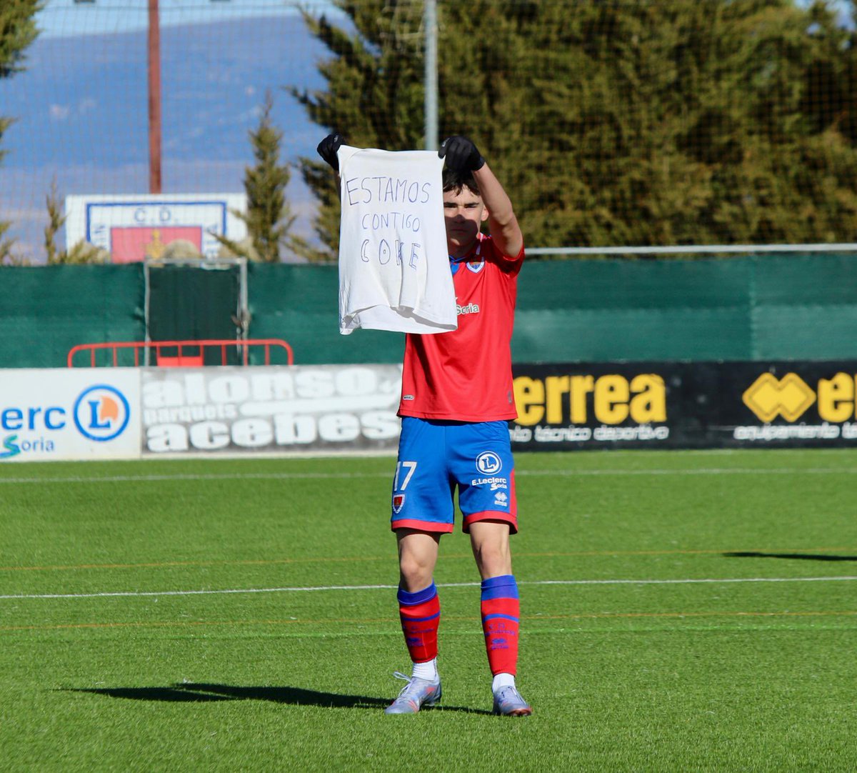 RESULTADOS CANTERA CDN 

#JuvenilNacional

Numancia  4
Valladolid   0

Victoria especial del Juvenil A #numantino y que le han podido dedicar a su compañero Coke, que esta noche ha perdido a su padre. Seguimos consternados por la noticia.

Nuestro pésame a la familia y amigos más