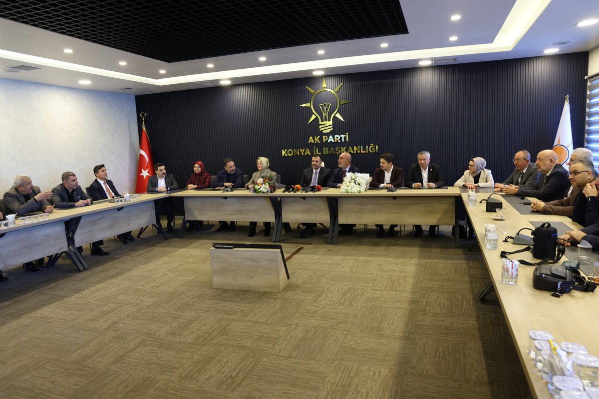 8. Olağan İl Kongremizin ardından görevi Başkanımız Fatih Özgökçen Bey'e teslim ettim.

Sayın Başkanımız ve yönetimine yeni dönemde başarılar dilerim.

Rabbim hayırlı eylesin.