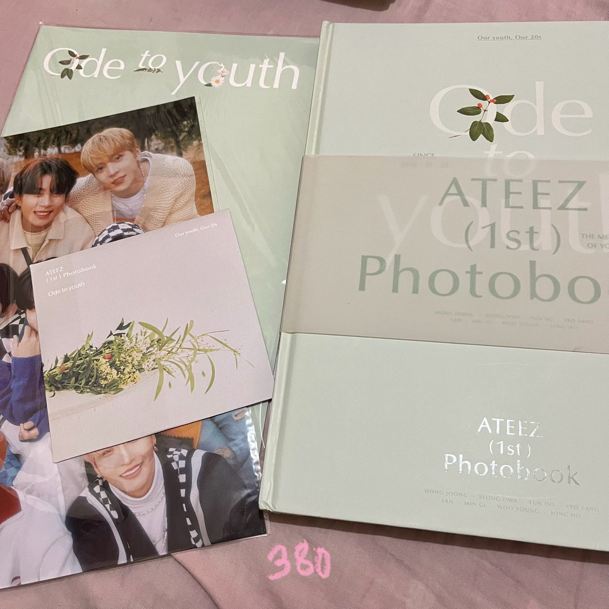 seughcart's tweet photo. 𓂋 . . . ATEEZ &amp; NEW JEANS Merch 

— prices are on the photos below
— price + packaging fee 
— see pinned tweet for more details 
DOP: 1 week (still negotiable, can do downpayment scheme)
MOP: bank transfer or gcash
MOD: shopee, jnt, flash express, gogo express https://t.co/IeUR6uGaY7