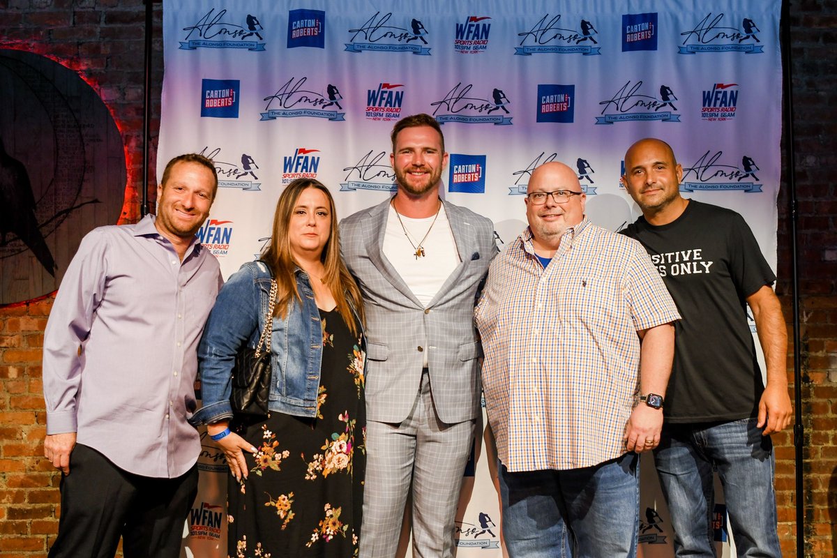 fharris66's tweet photo. It’s the unspoken and soft skills that Pete Alonso brought to the Met fans that I will also miss. Him playing catch with kids in the stands pregame. His charity comedy shows and HR Derby’s in Tampa where we all bonded with him and many of his teammates. He was one of us. https://t.co/LAh5BuvPqv