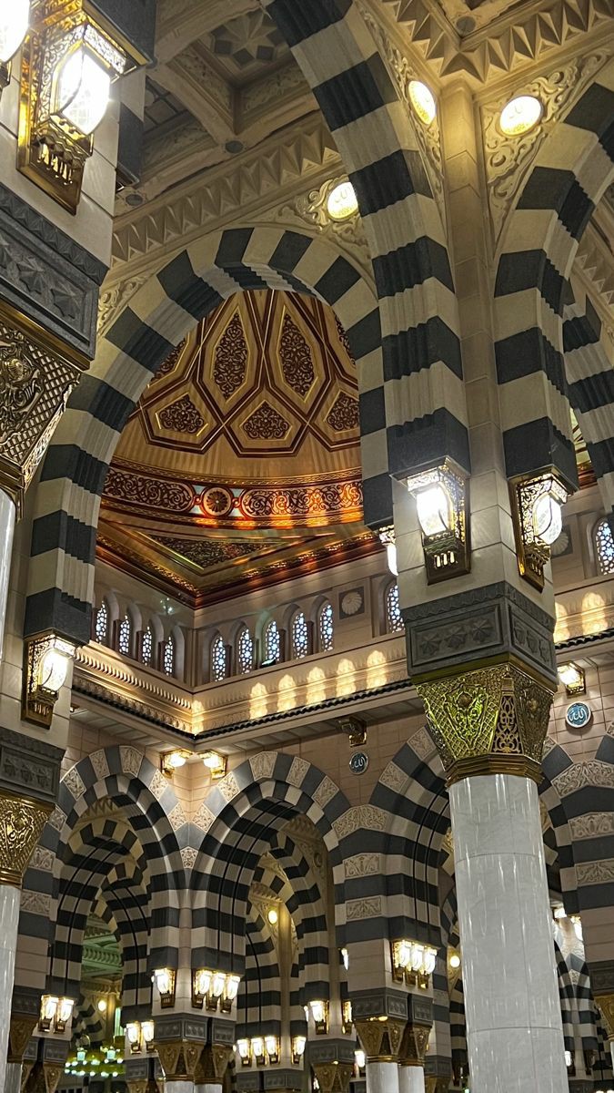 Aesthetics of the Prophet's Mosque🕍