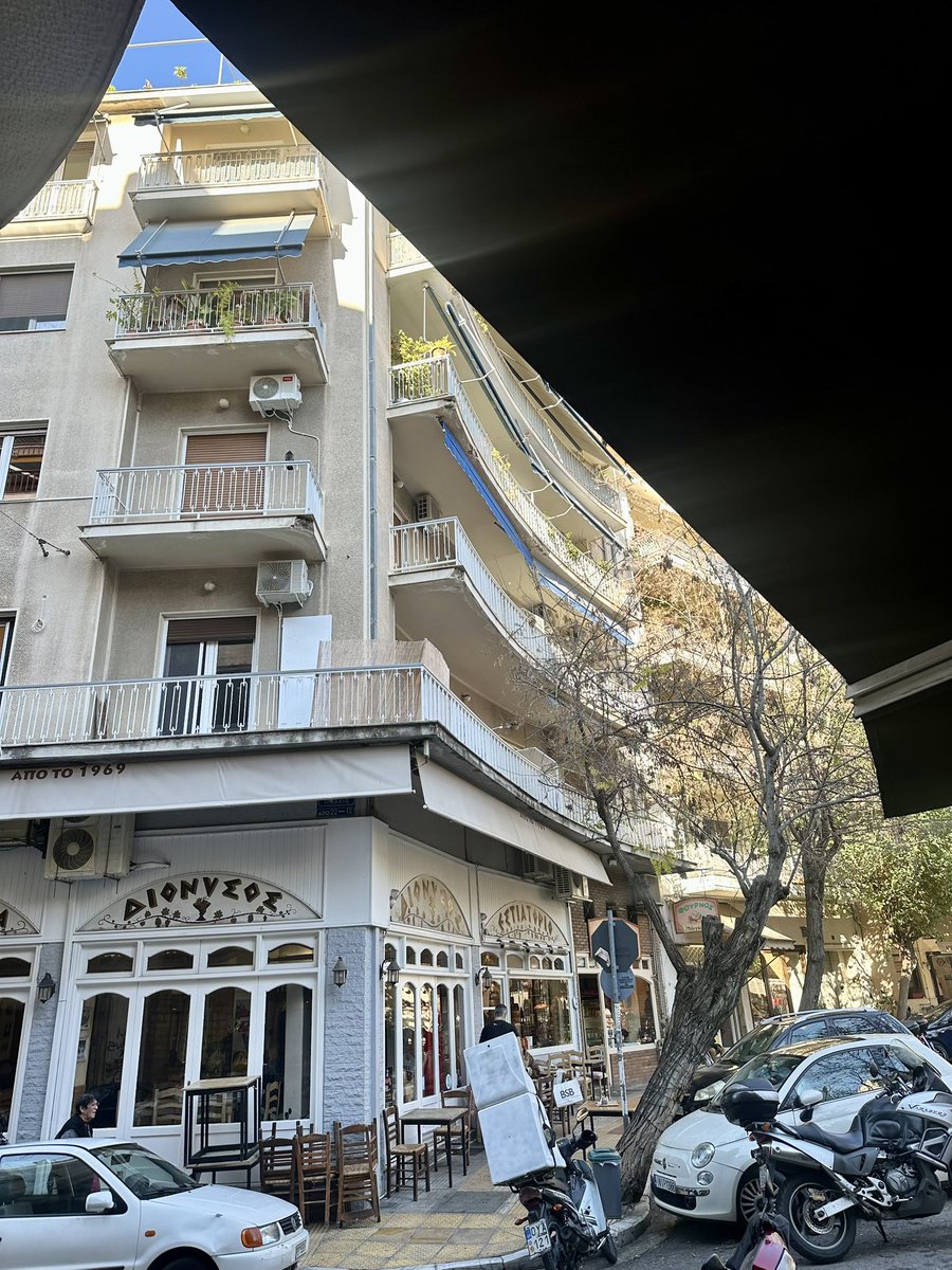 FanakidiF's tweet photo. Εε μα πουύ αλλού;! https://t.co/7JkPVwJj1J