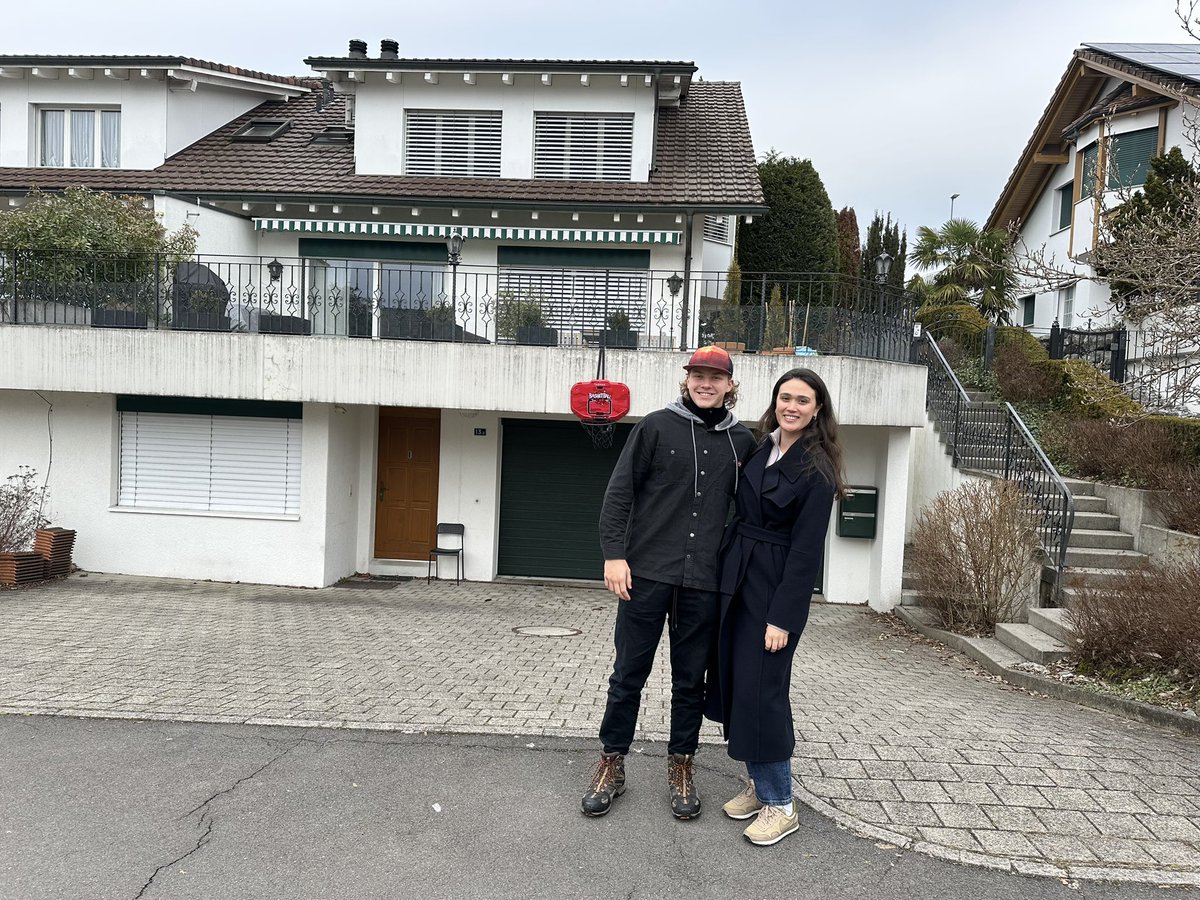 🇨🇭🐊 tweet media