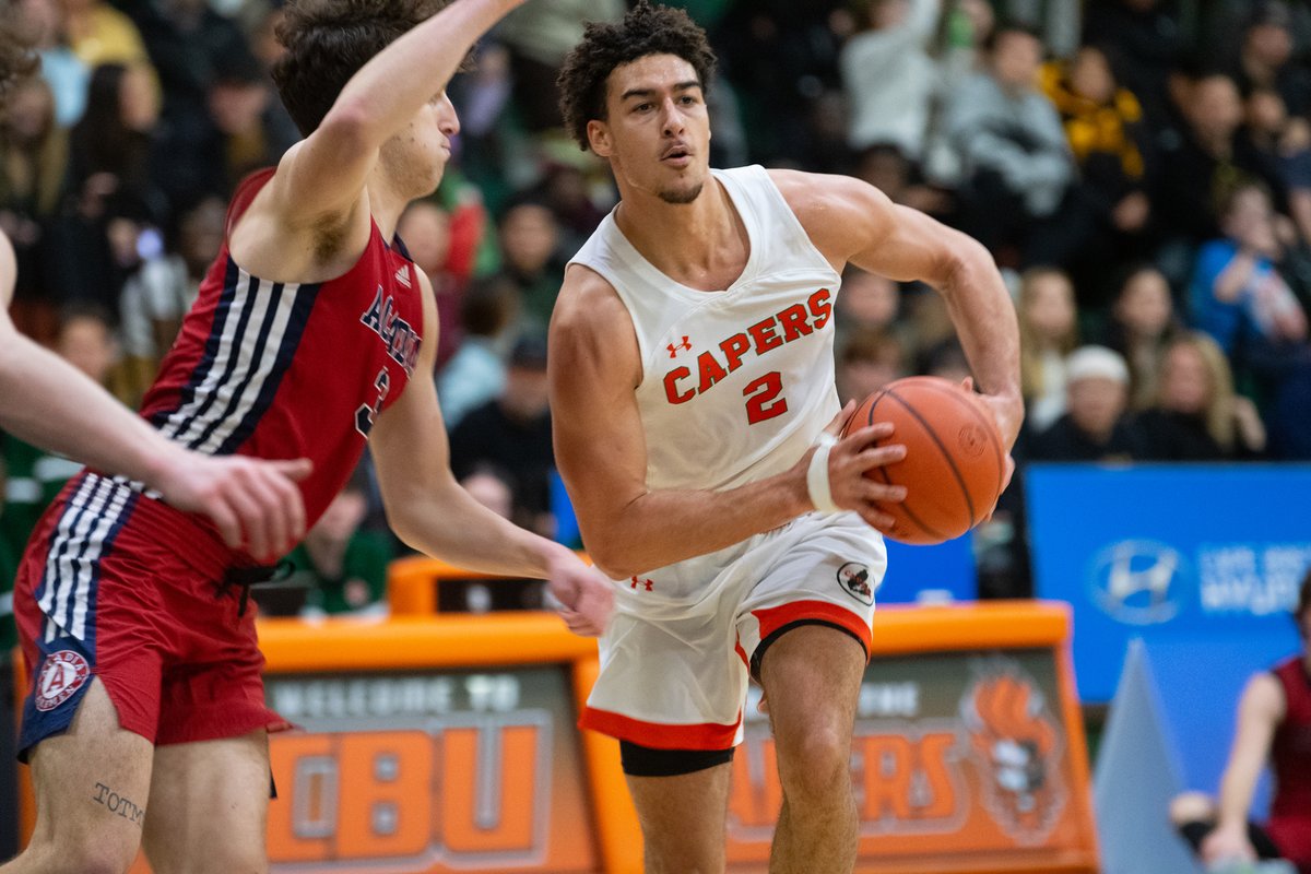 sigma33's tweet photo. @gocapersgo men's basketball with a victory over @AcadiaAthletics while the women lost in @AUS_SUA play Friday nite. @CBUAlumni. Capers will host @StFXAthletics Thursday night. https://t.co/TIRjRvm07m