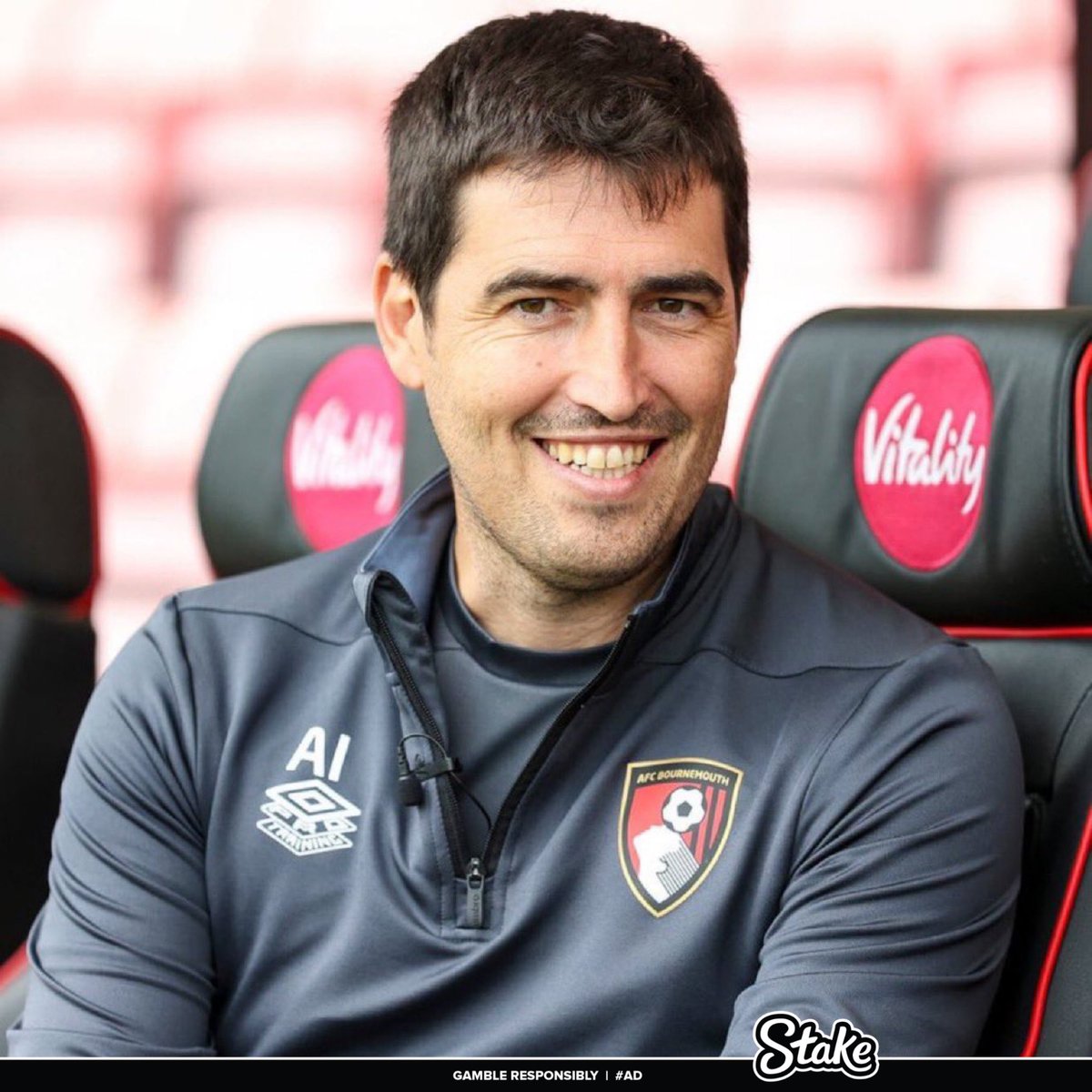 UTDTrey's tweet image. Andoni Iraola 2-0 Mikel Arteta.
Andoni Iraola 2-1 Pep Guardiola.
Andoni Iraola 1-0 Ange Postecoglou.
Andoni Iraola 3-🙂Ruben Amorim.
Andoni Iraola 2-2 Enzo Maresca. 
Andoni Iraola 4-1 Eddie Howe. 

WTF.