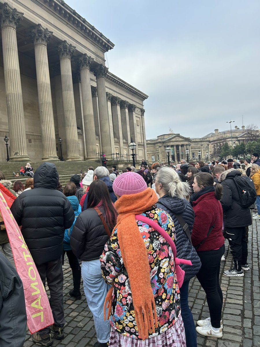 Today we attended the UK Women’s March in Liverpool where we came together to listen to speeches, performances and march for women’s rights 💗 a very empowering event 💗

#UKWomensMarch #womensrights #womensmarch