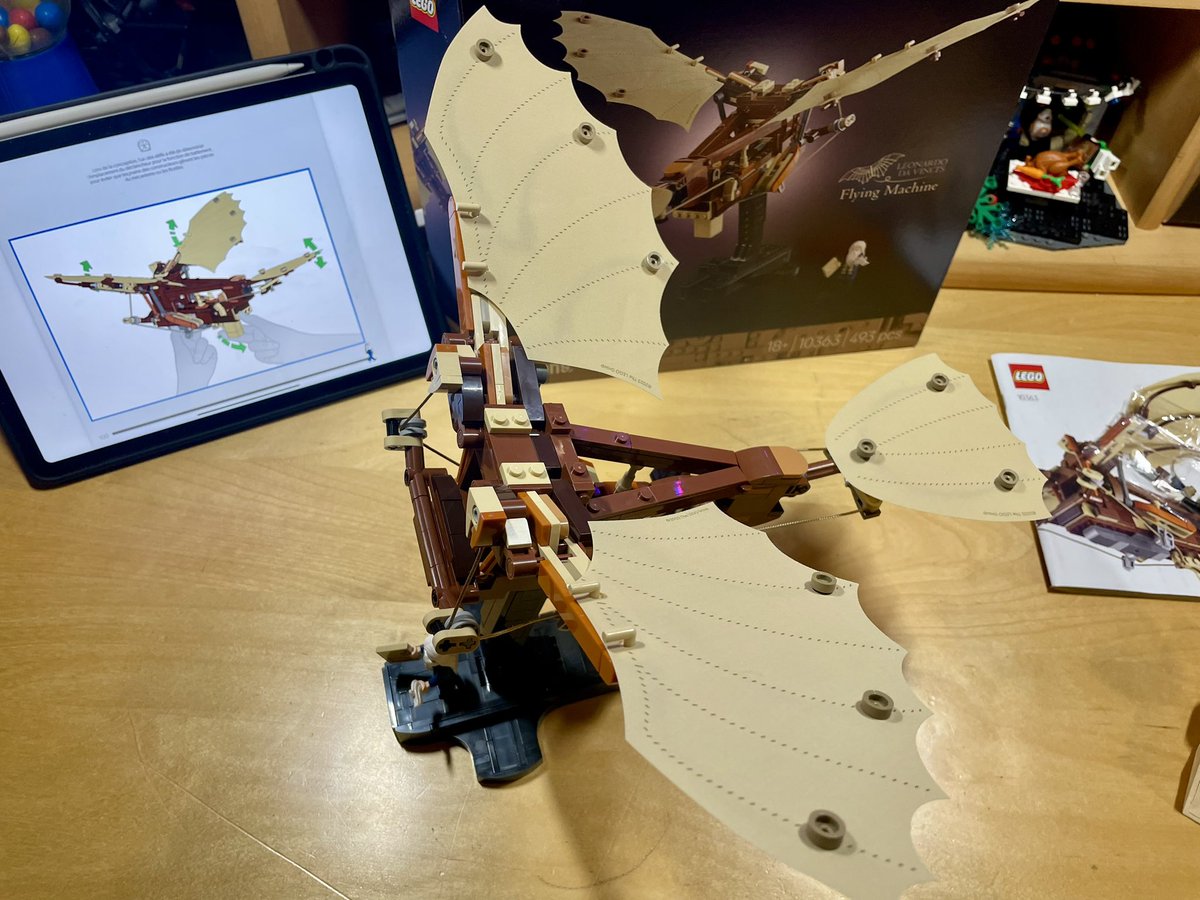 YQuiblier's tweet photo. Sachet 4/fin
Parfait petit set!
Mécanisme qui marche parfaitement!
La #Minifig est bien.
Bravo @LEGO_Group , simple, joli, des mécanismes, du pure #Lego comme j’aime! https://t.co/AWWiGS38xK