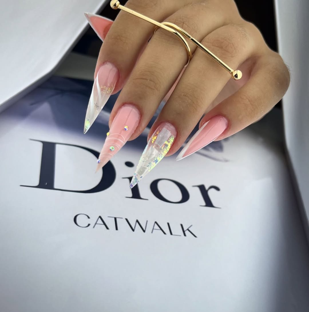 milo_crypt01's tweet photo. 📸 victoriamedeiro.nails https://t.co/bbDWb5Hcbp