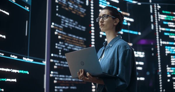 DevFlowAI's tweet image. What makes DevFlow AI unique? It’s designed by developers, for developers. 💻 #Web3 #Blockchain