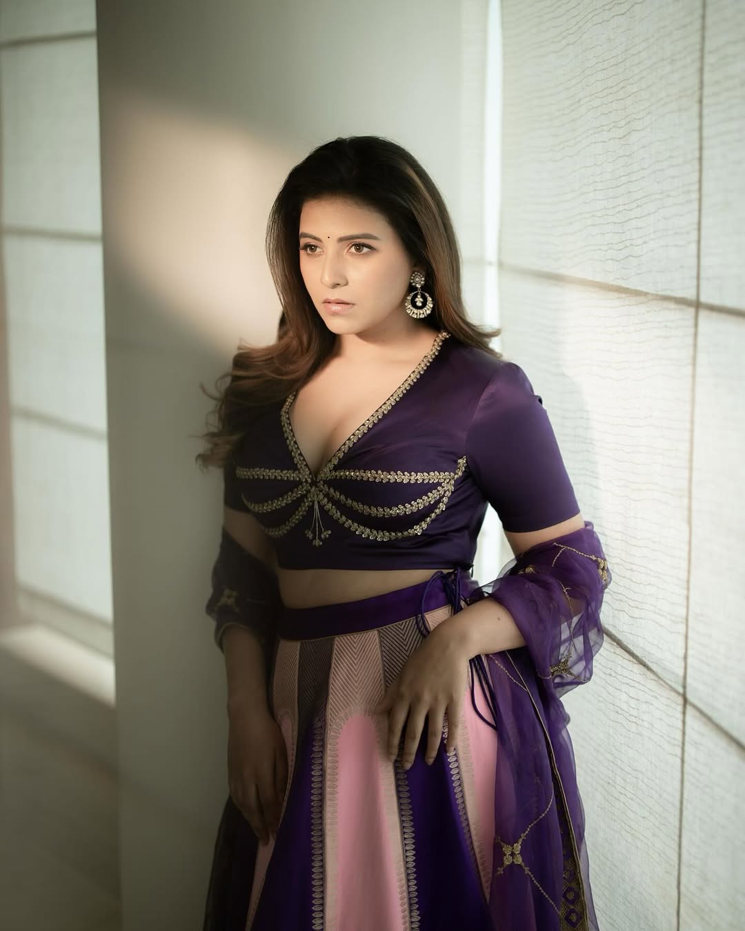 GhlVrYbXcAA0V_X?format=jpg&name=large